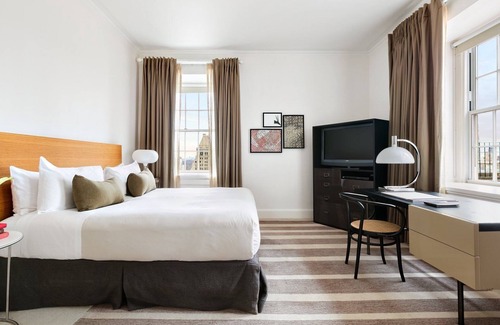 Central Park South Hotel | A Slice of NYC History: Sparkling Central Park Stays at The Pierre