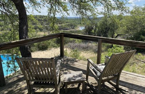 Wimberley House | "A slice of paradise" Wonderful cabin w/amazing views, private pool and hot tub