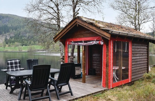 Naustdal House | A small vacation paradise on an island in Nesvatnet, all to yourself.