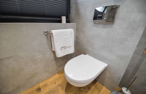 Oswiecim Apartment | A spacious apartment with a terrace. Equipped for people with disabilities.n