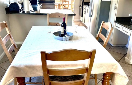 El Cerrito House | A Spacious Home with a Great View of San Francisco Bay and Mt Tamalpais