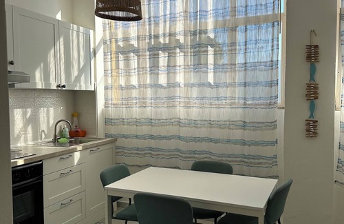 Locri Apartment | A stone's throw from the sea - lovely three-room apartment in Locri