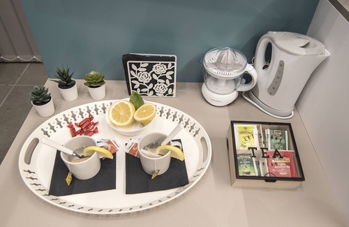 Quartieri Spagnoli Apartment | A stone's throw from Via Toledo - Naples