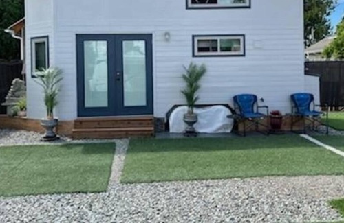 Sumner Apartment | A Tiny home in a "Small town".