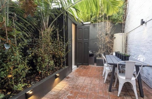 Darlinghurst House | A Touch of Soho: Luxurious Historic Residence