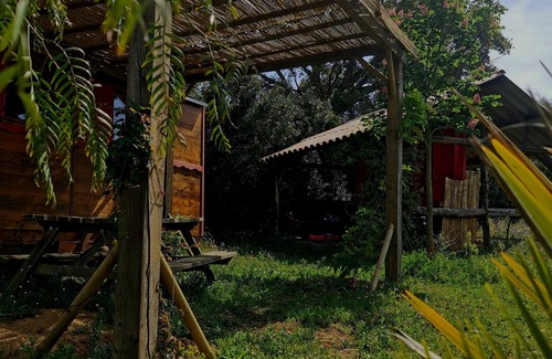 Vallecalle Ski Chalet | A trailer in the heart of a ranch, nature and you. The beach and mountains 10 minutes away