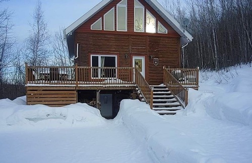 Mandeville House | A true paradise, ideal for a gathering and for outdoor enthusiasts.