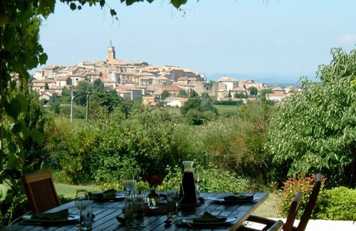 Sablet Villa | A truly beautiful, secluded Provencal house with pool surrounded by vineyards