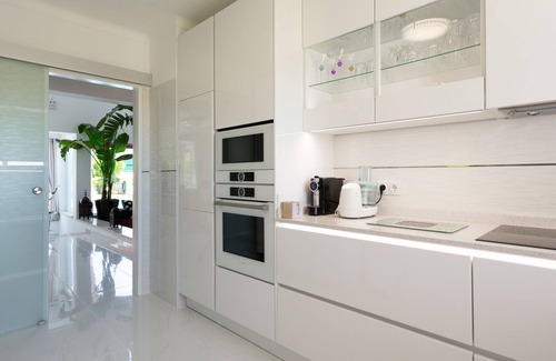 Castelo Villa | A unique house in a fabulous position near Galé beach