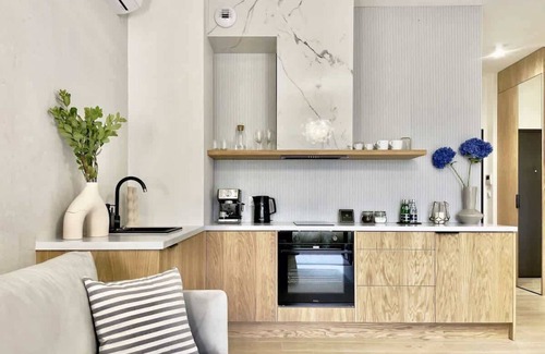 Orlinki Apartment | A unique stay in a modern seaside marina
