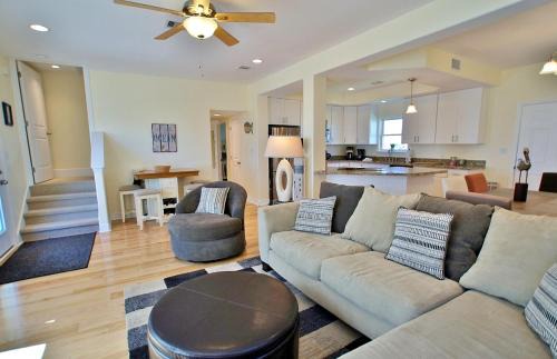 Pointe San Luis House | A View to Remember