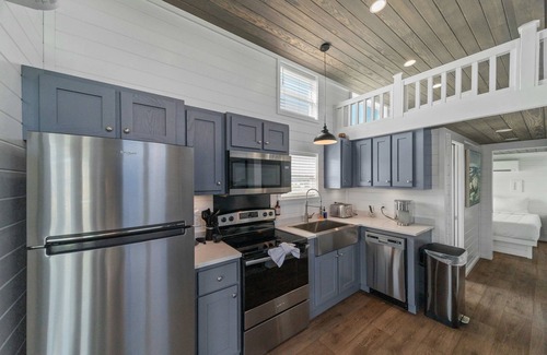 Fredericksburg Cottage | A Walk In The Clouds - 224