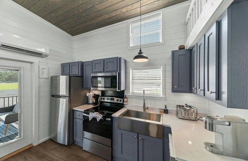 Fredericksburg Cottage | A Walk In The Clouds - 224
