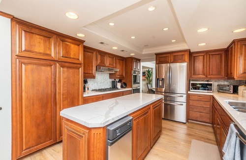 El Cajon House | A Walk in the Clouds: Stunning Views, Game Room, Pool & Hot Tub!