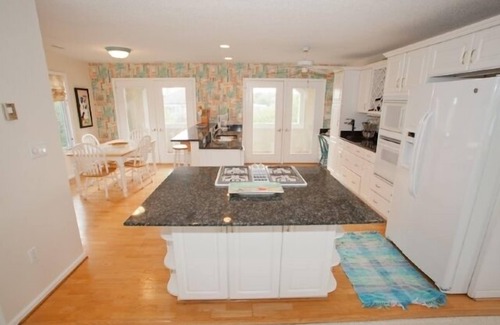 Croatan Beach House | A Wave From It All - Croatan VB