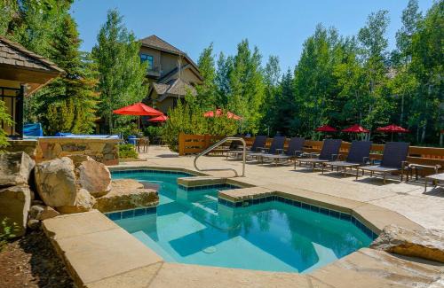 Edwards Villa | A6 Village Townhouse