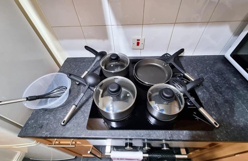 Leeds Apartment | A7TG Ground floor apartment setup for your most amazing & relaxed stay + Free Parking + Free Fast WiFi *