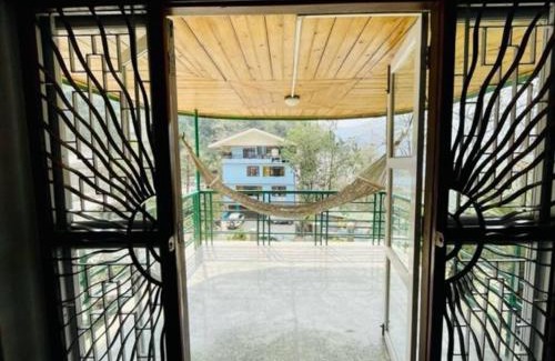Gangtok Apartment | Aashishkhim holiday home Relax! Refresh! Re-connect!