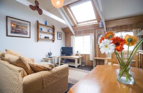 Mousehole House | Abbey Place Net Loft