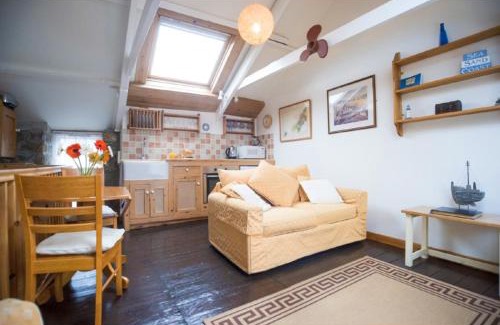 Mousehole House | Abbey Place Net Loft