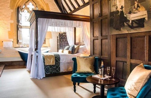 Broadway Hotel | Abbots Grange Manor House
