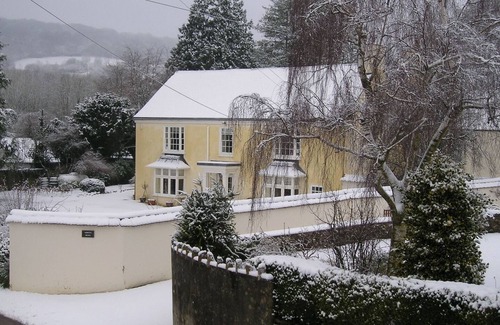 Honiton Cottage | Abbots Manor