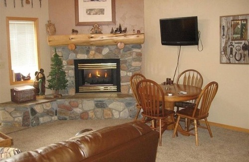 Red Lodge House | "Absaroka Clubhouse" Vacation Rental Homes Red Lodge, Montana