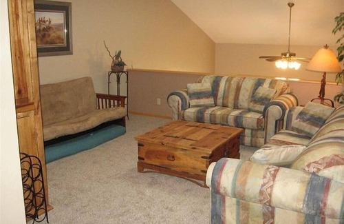 Red Lodge House | "Absaroka Clubhouse" Vacation Rental Homes Red Lodge, Montana