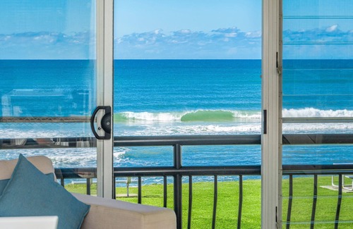 Lennox Head Apartment | Absolute Beachfront Apartment 2T