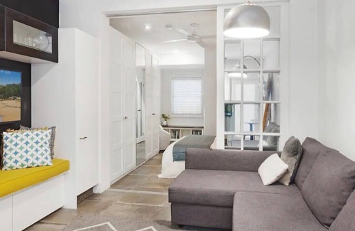 Central Coast Apartment | Absolute Beachfront Surf Unit π In Terrigal/Wambi