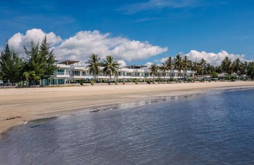 Huai Yang House | Absolute Beachfront villa