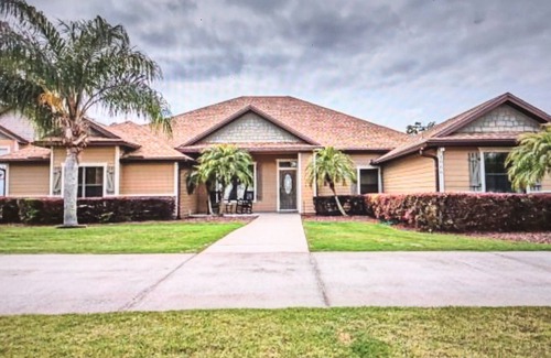 Fleming Island House | Absolutely Gorgeous home walking distance to Dr's Lake on Fleming Island!