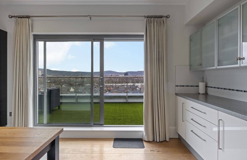 Bushmills House | Absolutely Stunning 3 BR Home - Sleeps 7