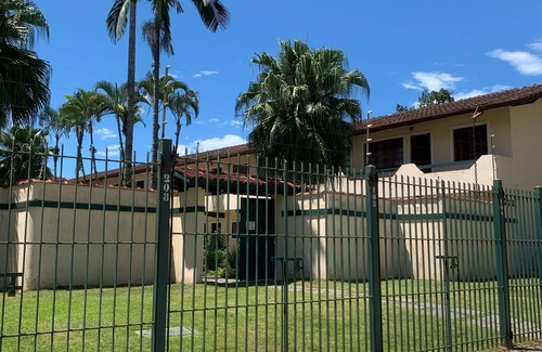 Itagua Apartment | AC Room Pool and Wi-Fi