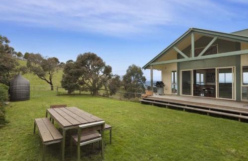 Apollo Bay House | ACACIA BRAE - spectacular views