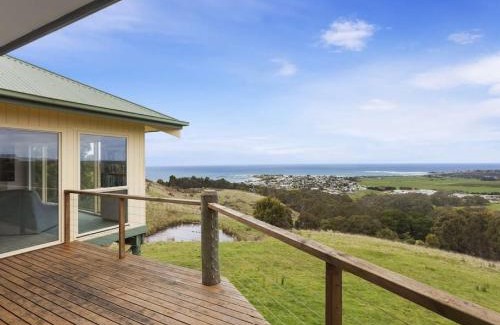 Apollo Bay House | ACACIA BRAE - spectacular views
