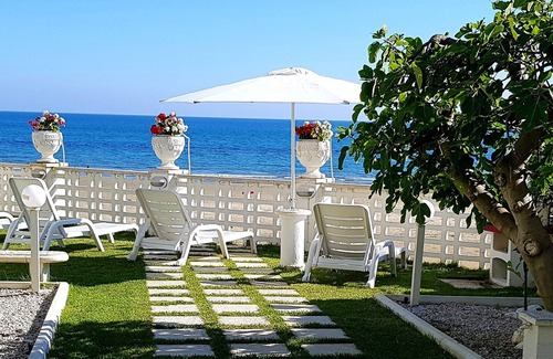Nettuno House | ACCOMMODATION FOR TOURIST USE ON THE SEA ID. 25793