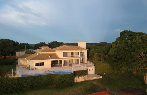 Ijaci Villa | Accommodation in Minas Villa da Ilha