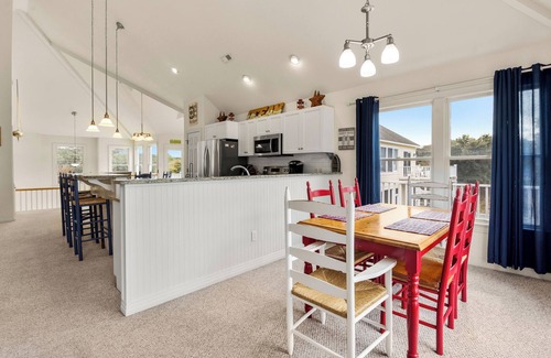 Corolla House | Ace By The Beach: Pool Access | Golf Course Views