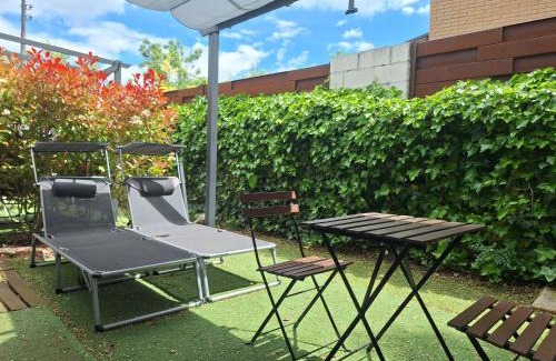 Cerceda Apartment | Acero y Piedra Apartamentos con jardín privado