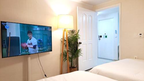 Chunggok-tong Villa | Achasan Station Children's Grand Park Jamsil Konuk University 7 people 2 rooms 3 queen beds