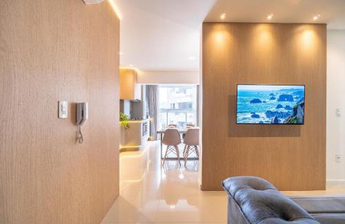 Tabuleiro dos Oliveiras Apartment | Achei Itapema Elegante ap c/vista do mar 2dorm