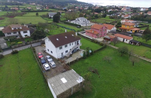 Neda House | Acogedora Casa de campo- BAJO con finca-