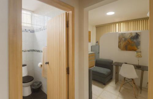 Urdesa House | Acogedora suite privada en Urdesa Central, Guayaquil