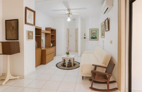 Urdesa House | Acogedora suite privada en Urdesa Central, Guayaquil