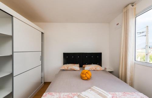 Palhoca Apartment | Acomodações Azaleias by Rental