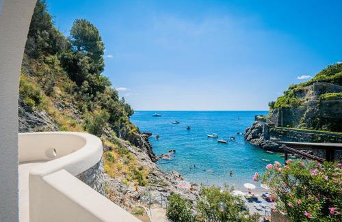 Maiori Villa | Acquachiara Seaside Luxury Villa in Amalfi Coast