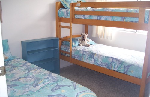 Mudjimba House | ACROSS FROM BEACH-Life Guard all year around. Pets inside OK