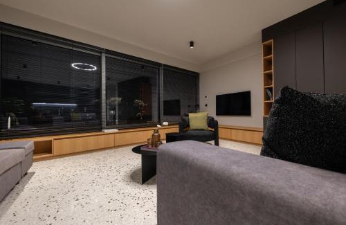 Psirri Apartment | Acroview Lofts Residence with Hammam