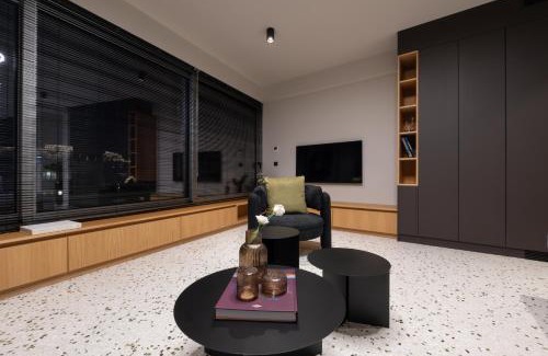 Psirri Apartment | Acroview Lofts Residence with Hammam